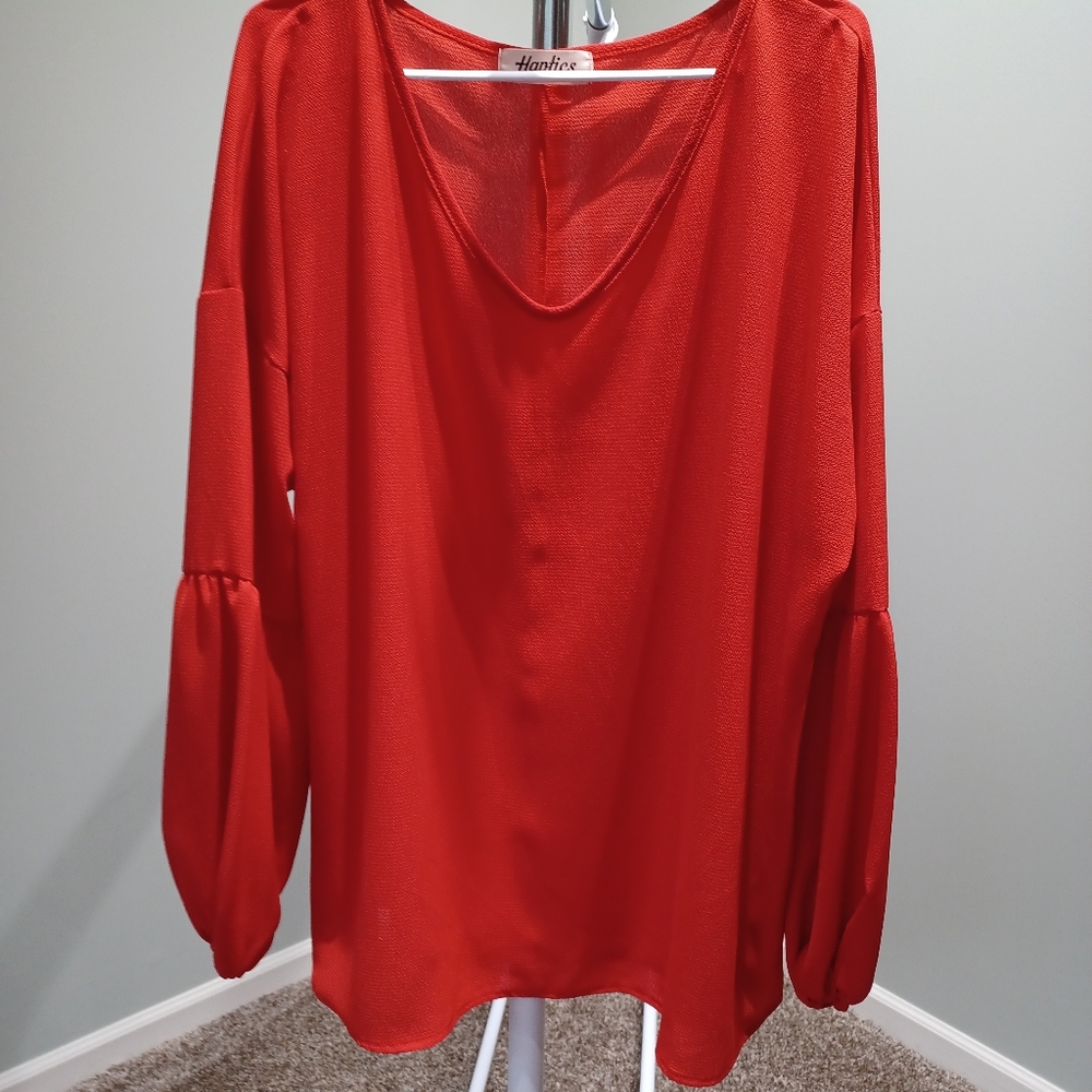 #238 NWOT Women's Plus Blouse